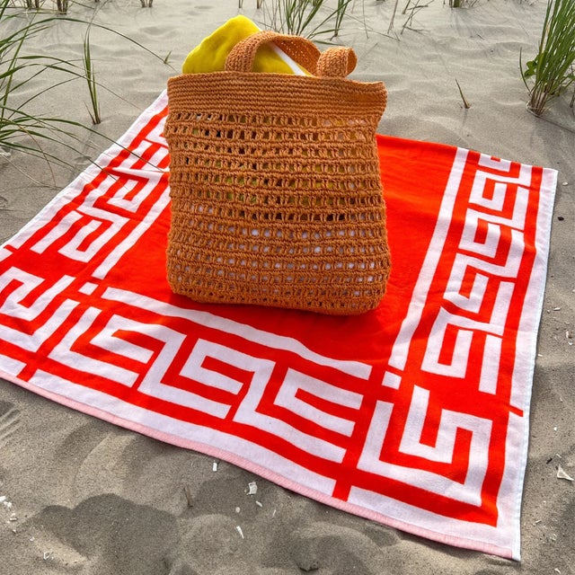 The perfect sunny-day companions, these vibrant beach towels are crafted from 100% cotton and feature smooth velour on one...