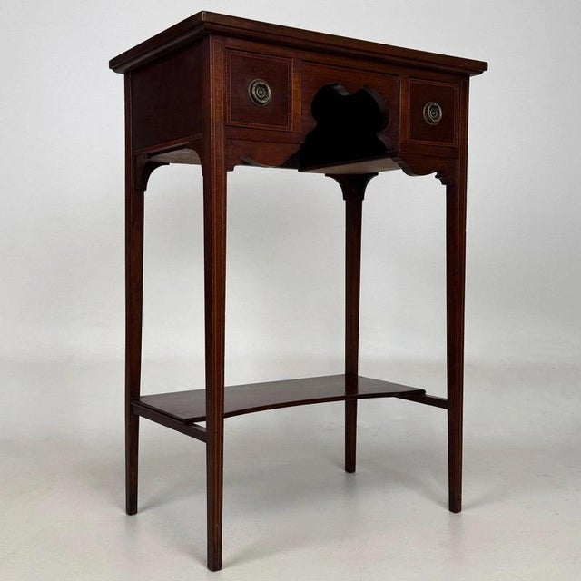 Antique English Edwardian Inlaid Mahogany Side Table, 1900s For Sale - Image 9 of 12