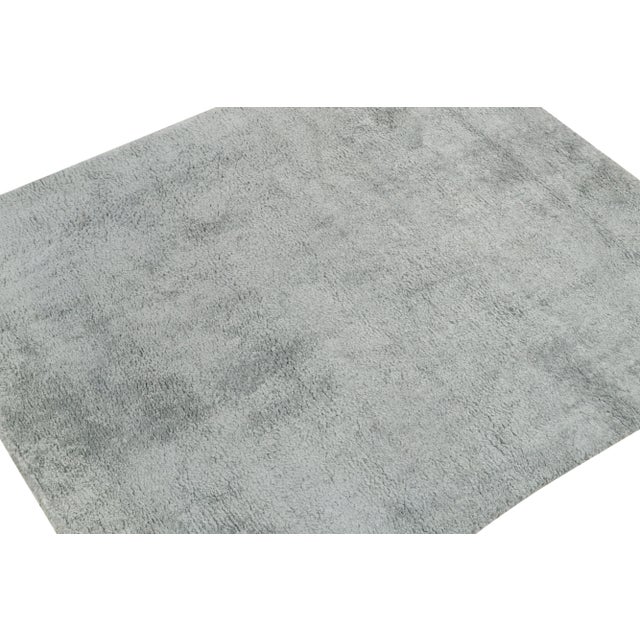 Rug & Kilim Rug & Kilim’s Contemporary Rug in Solid Gray, High Pile For Sale - Image 4 of 8