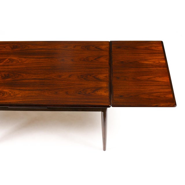 1960s Danish Modern Mid Century Rosewood Dining Table — Rectangular Draw Leaf — Attributed to Axel Christiansen for Aco Mobler For Sale - Image 10 of 10