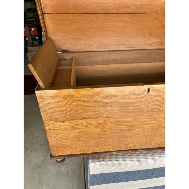 Mid 19th Century Pennsylvania Faux Grained Blanket Chest For Sale - Image 10 of 12