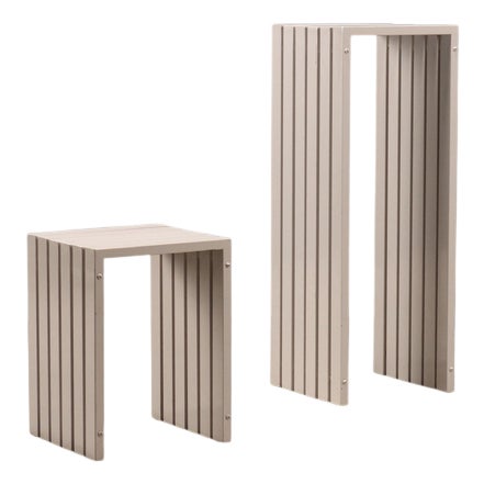 Vintage Display Stands in Enamelled Metal, Italy, 1980s, Set of 2 For Sale