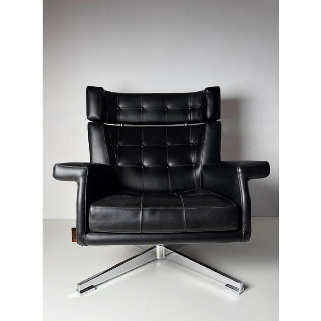 Large Leather Armchair attributed to Sergio and Giorgio Saporiti for Saporiti Italia, 1950s For Sale - Image 10 of 10