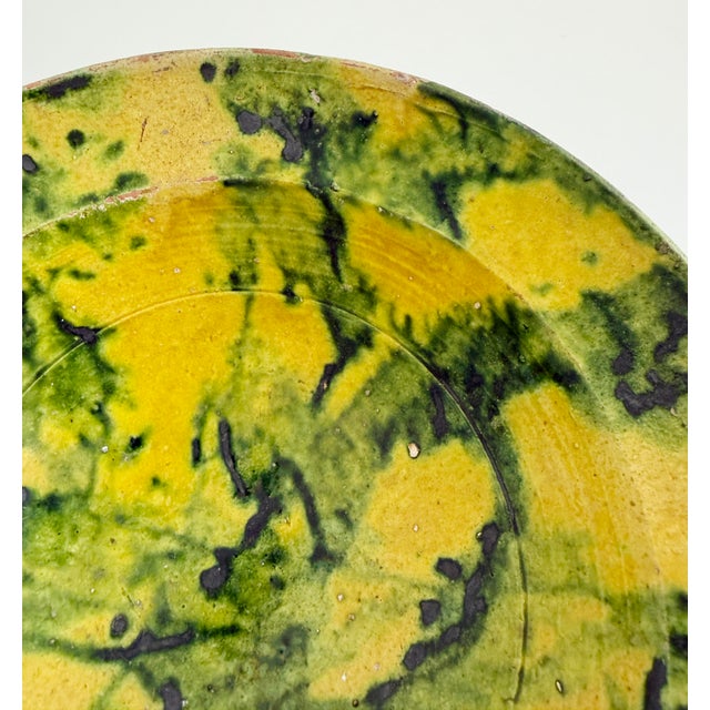 19th Century Slipware Bowl With Freeform Ochre and Green Glaze For Sale In Sacramento - Image 6 of 12