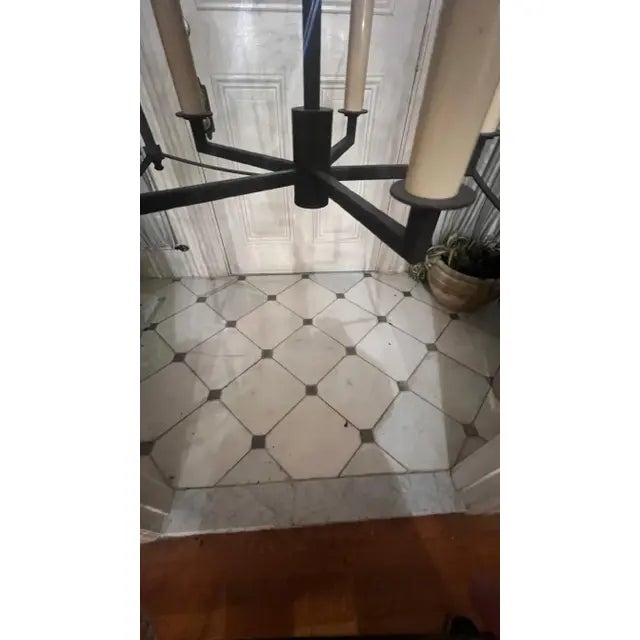 Visual Comfort Visual Comfort & Co. Wide Lantern Thayer Series Chandelier For Sale - Image 4 of 4