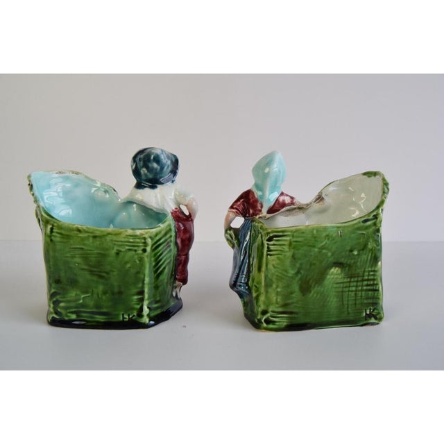 Late 19th Century Shepherd and Shepherdess Majolica Flower Vases from HK, 1890s, Set of 2 For Sale - Image 5 of 13