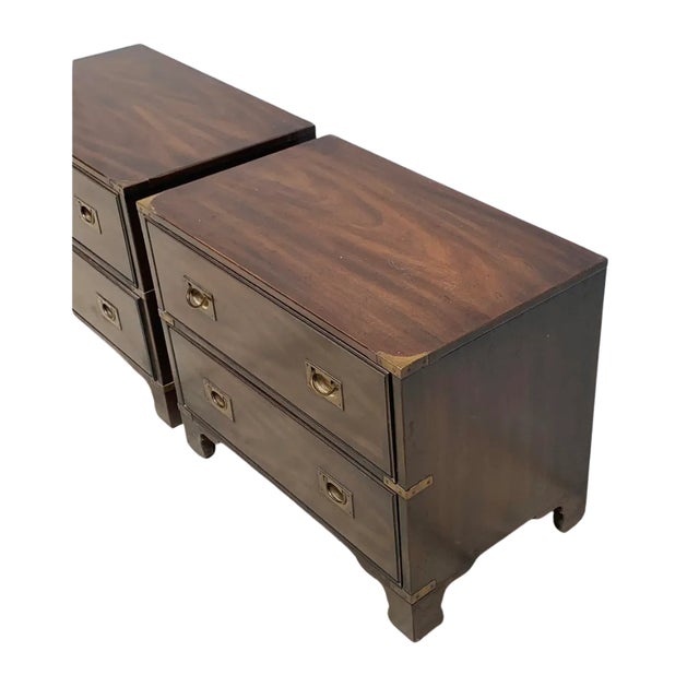 Campaign Heritage Mid 20th Century Campaign Chest of Drawers (Set of 2) For Sale - Image 3 of 9