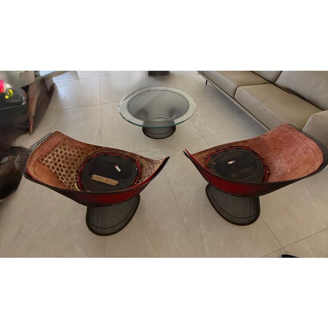 Mid-Century Modern 1970s Warren Platner for Knoll - 2 Un-Upholstered Lounge Chairs Plus Matching Coffee Table For Sale - Image 3 of 14