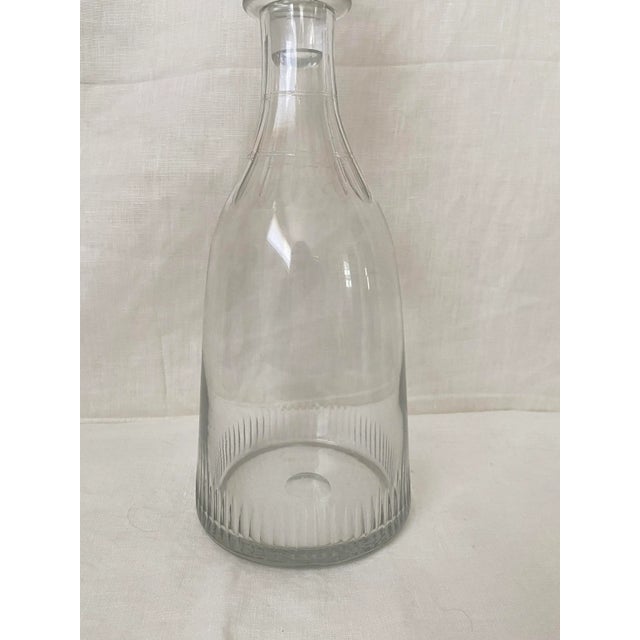Traditional 1990s Glass Decanter With Faceted Stopper For Sale - Image 3 of 3