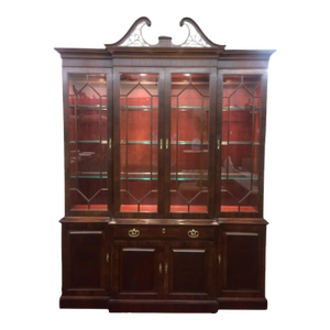 Vintage China Cabinet, Henredon Furniture