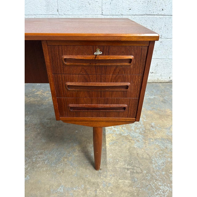 Mid-Century Modern Danish Teak Mid Century Modern Freestanding Desk 1960s Bookshelf Back For Sale - Image 3 of 9