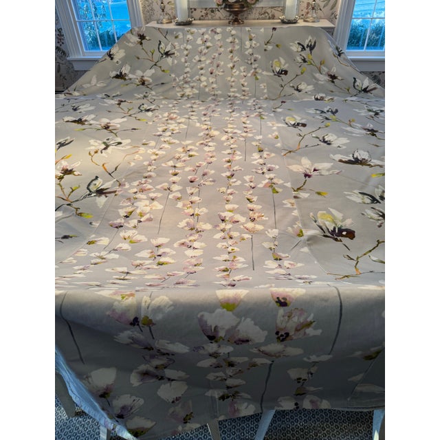 Textile Beautiful Romo Magnolia Print Custom Oval/Round Tablecloth For Sale - Image 7 of 12