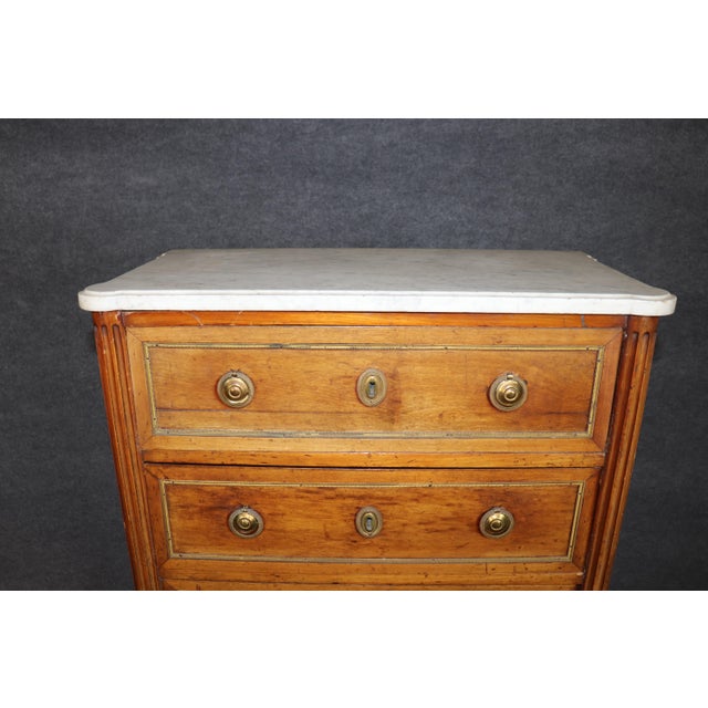 19th C French Louis XVI Bronze Mounted Marble Top High Chest Semanier For Sale In Philadelphia - Image 6 of 10