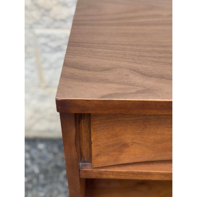 Mid 20th Century Mid 20th Century Modern Walnut Nightstand For Sale - Image 5 of 10