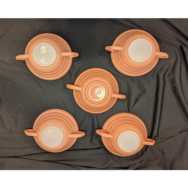 Mid-Century Modern Vintage 1940s Hazel-Atlas "Moderntone" Platonite Pastel Handled Cream Soup Bowls - Coral Set of 5 For Sale - Image 3 of 5