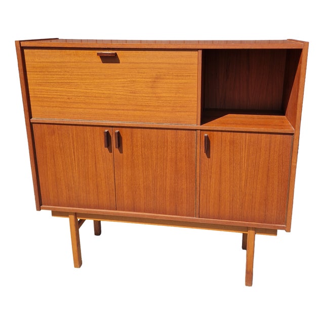 Vintage Scandinavian Teak Highboard, 1960s For Sale