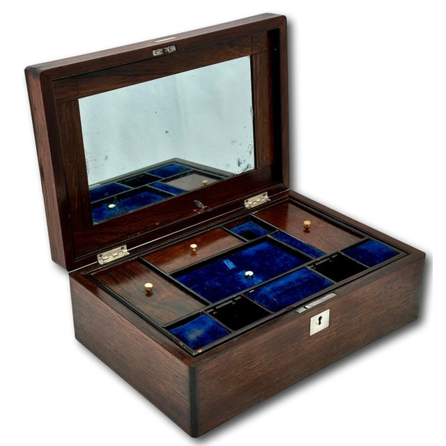 Late 19th Century Outstanding Antique Victorian Rosewood Veneer Sewing Box With Fancy Abalone Seashell Inlay Flowers - Circa 1870s For Sale - Image 5 of 18