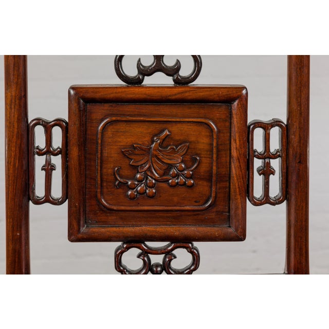Qing Dynasty Period Rosewood Side Chair with Carved Splat and Grapevine Motif For Sale In New York - Image 6 of 12