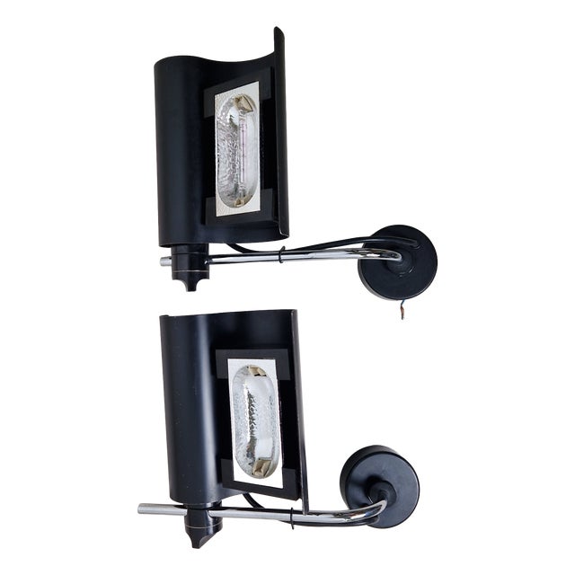 Black Model Dim333 Wall Lamps by Vico Magistretti for Oluce, 1960s, Set of 2 For Sale