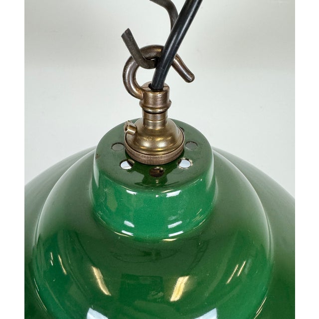 Industrial British Green Enamel Factory Pendant Lamp, 1960s For Sale - Image 6 of 16