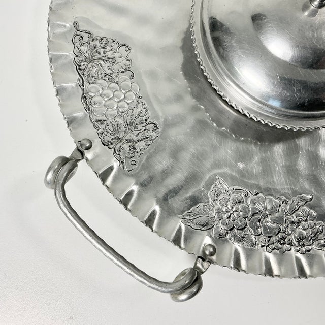 Metal 1950s Vintage Boho Chic Arts & Crafts Hand Wrought Etched Aluminum Round Serving Tray For Sale - Image 7 of 12