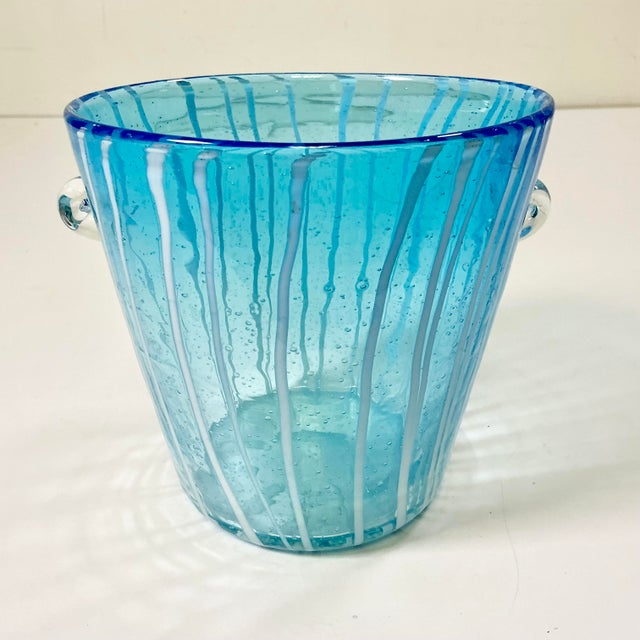 Turquoise 1960s Vintage Italian Hollywood Regency Pablo Venini Murano Glass Ice Bucket With Petite Bubbles For Sale - Image 8 of 10