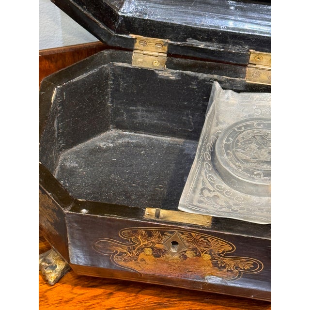 Metal Early 19th Century Chinese Export Lacquer Tea Caddy With Original Lead Liners For Sale - Image 7 of 9