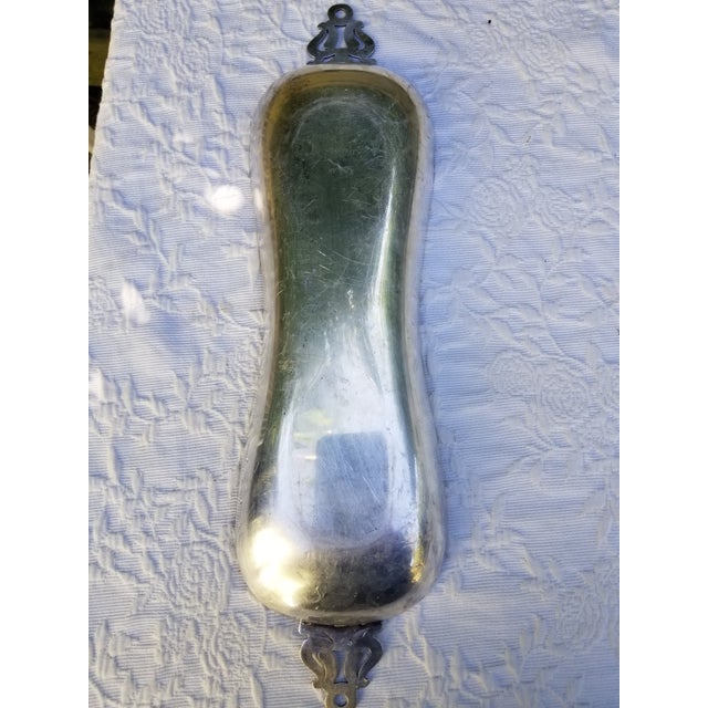 1930s 1930s Mid-Century Modern Sheffield Mfg. Co Silver Nickel, Silver Plate Bread Tray For Sale - Image 5 of 6