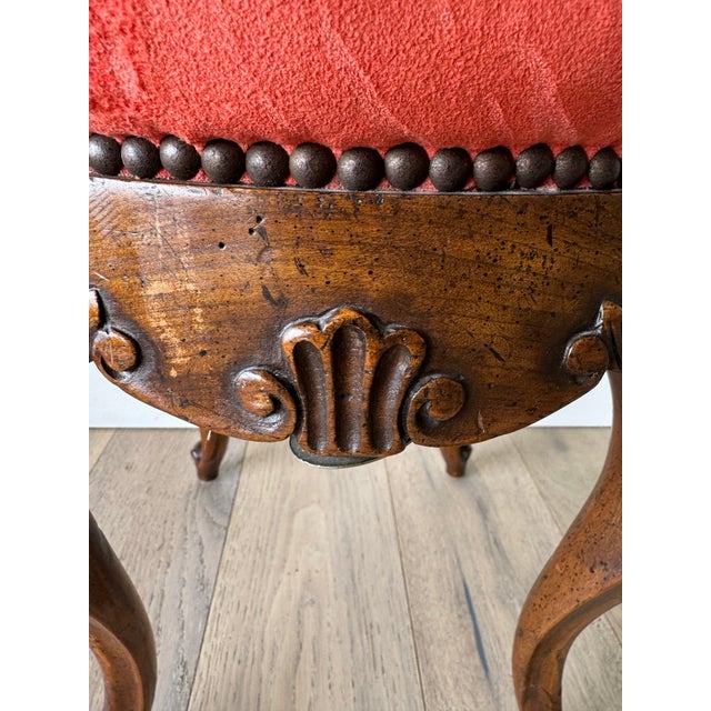 Elevate your dressing suite with this authentic Baker Furniture vanity stool. Known for their world-class reproductions,...