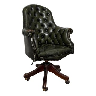 Chesterfield Director's Desk Chair in Green Leather For Sale