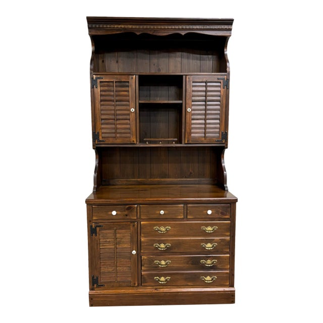 Vintage Ethan Allen Custom Room Plan Crp Antiqued Pine Old Tavern Chest With Hutch For Sale