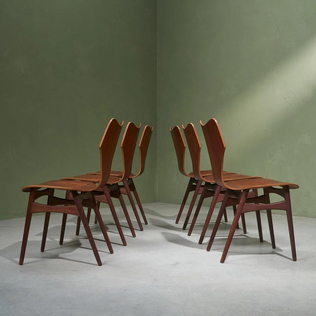 Mid-Century Modern Dining Chairs in Teak and Plywood, Scandinavia, Set of 6 For Sale - Image 3 of 11