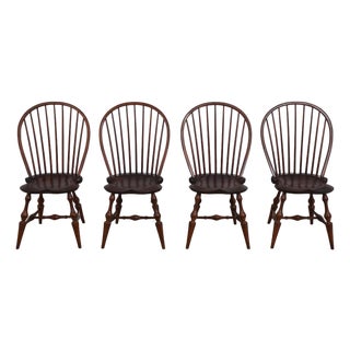 Set of 4 Dr Dimes Bow Back Windsor Dining Chairs For Sale