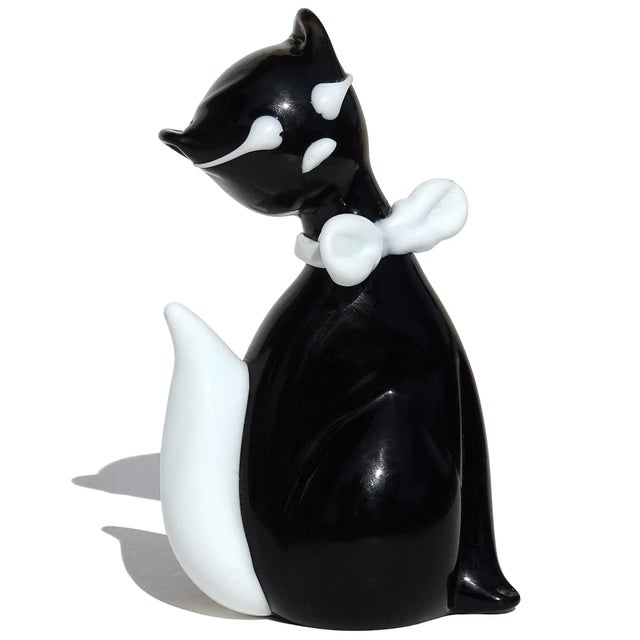 Beautiful vintage ICET Arte Murano hand blown deep black with white accents abstract shape tuxedo kitty cat figurine,...