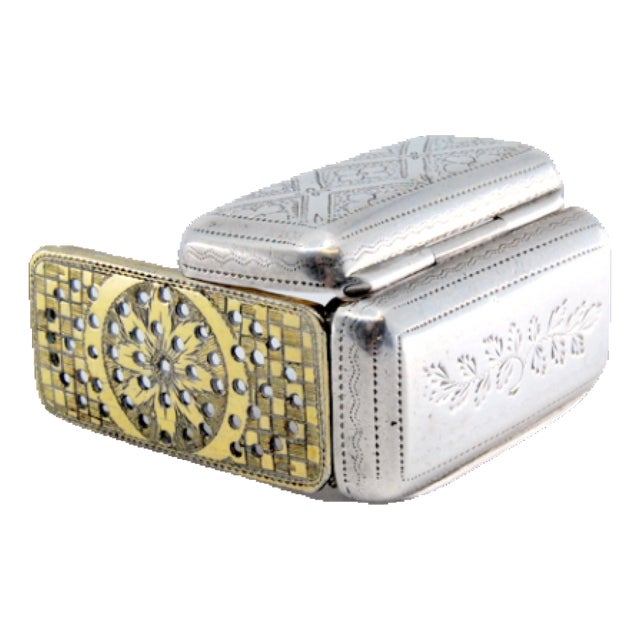Silver and Gold Vinaigrette Box with Geometric Figures For Sale