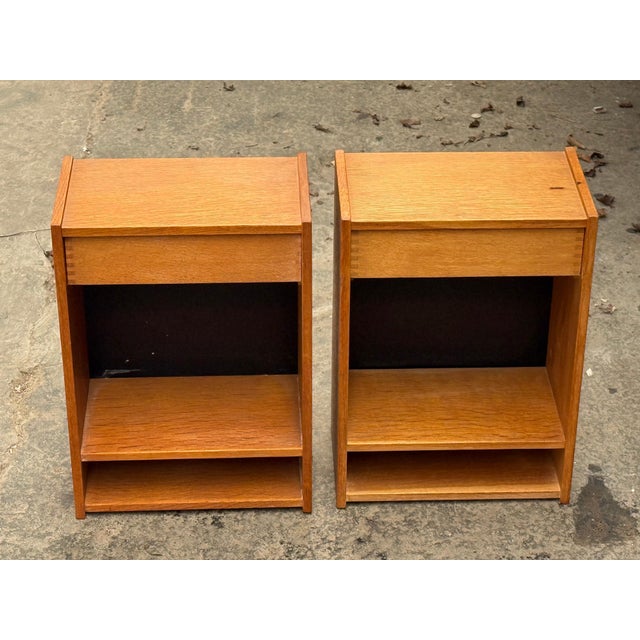 Danish Floating Bedside Tables in Oak, 1960s, Set of 2 For Sale - Image 14 of 16