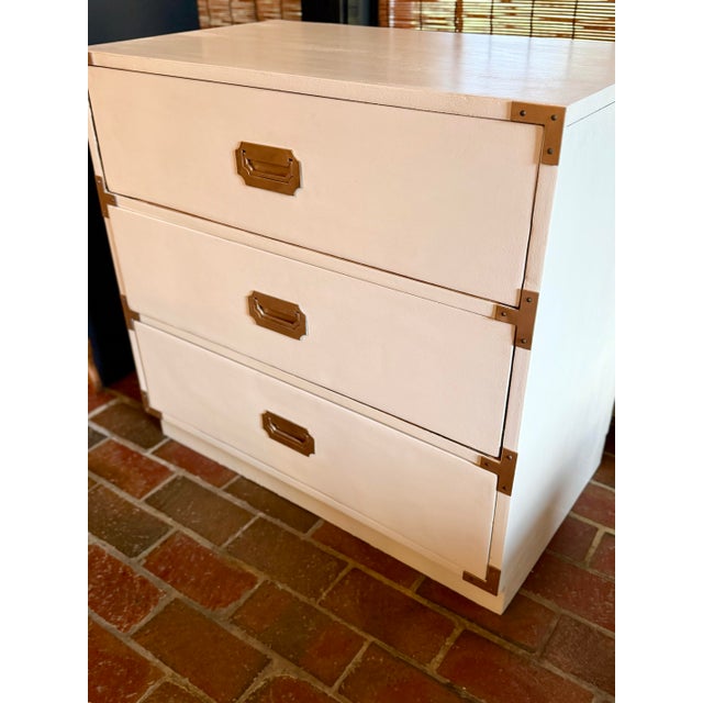 A sophisticated Bernhardt bachelor’s chest featuring classic campaign-inspired styling and a fresh, versatile finish. The...