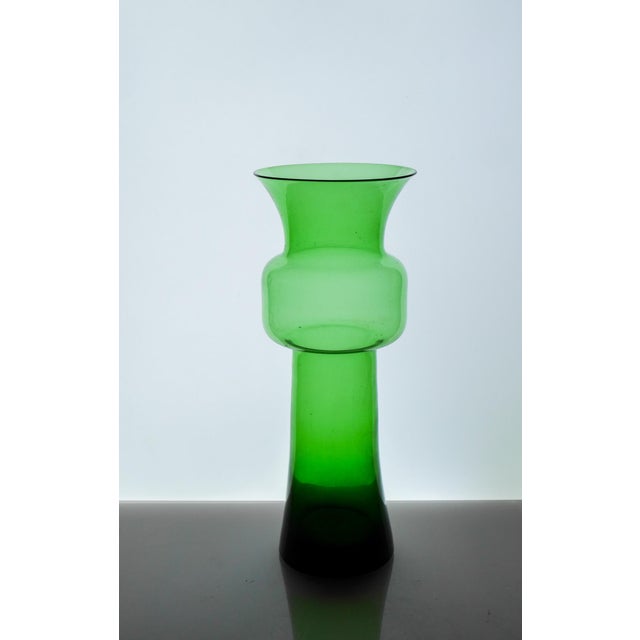Glass Large Green Tang-Li Vase by Mona Morales Schildt for Kosta, 1970s For Sale - Image 7 of 17
