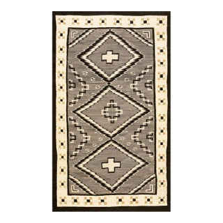 1930s Gray Geometric Antique American Navajo Rug 4'8'' X 7'9'' Flat Weave Wool Carpet For Sale