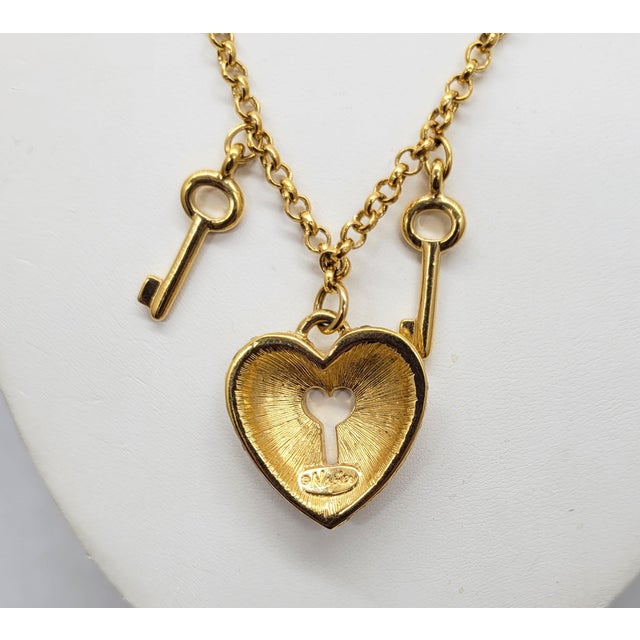 Vintage Signed Napier Rhinestone Heart Lock Pendant Necklace