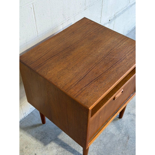 1960s Teak Wood Nightstand by Arne Vodder Danish Minimalist Side Table Denmark 1960s For Sale - Image 5 of 10