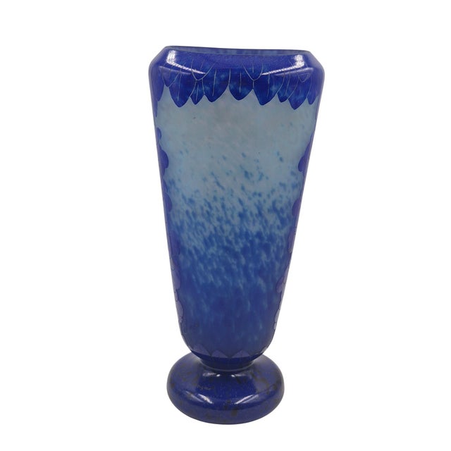 1920s Charder Art Deco Camafeo Vase by Le Verre Français in Vidrio Azul - 32 Cm For Sale - Image 12 of 16