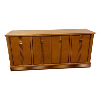 1960s Hickory White Genesis Art Deco Tiger Maple Sideboard Buffet Cabinet For Sale