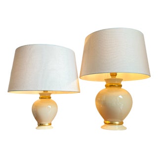 Vintage French Table Lamps in Ivory / Gold Crackled Ceramic from Maison Le Dauphin, 1970s, Set of 2 For Sale