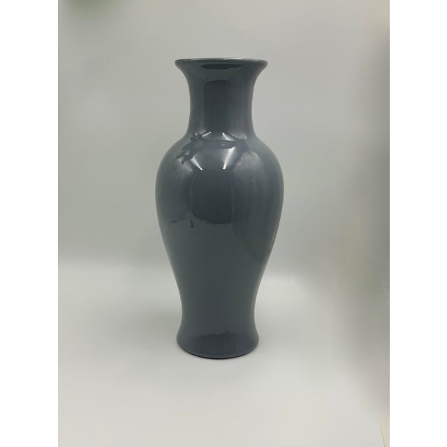 1984 Haeger #4170 American Made Gray Vase with Sticker on Base For Sale - Image 10 of 11