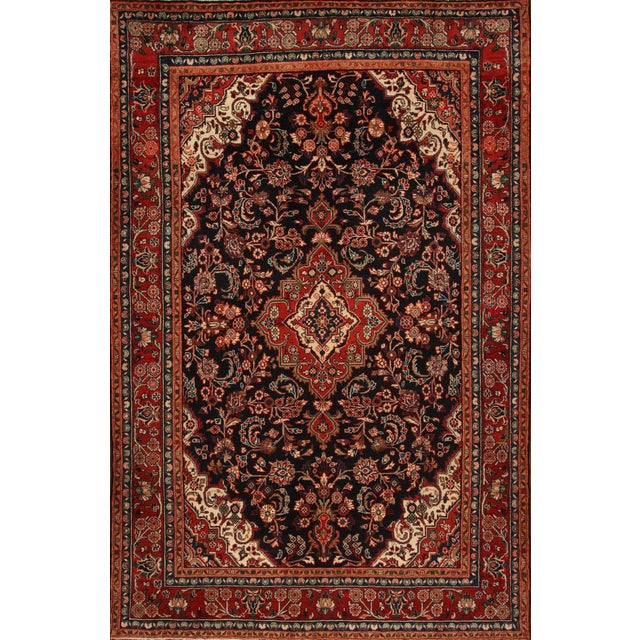 Hand-Knotted Middle Eastern Rug with Decorative Pattern For Sale