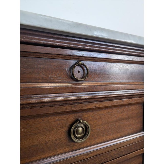 Brown Louis XVI Style Chest of Drawers in Mahogany and Carrara Marble For Sale - Image 8 of 10