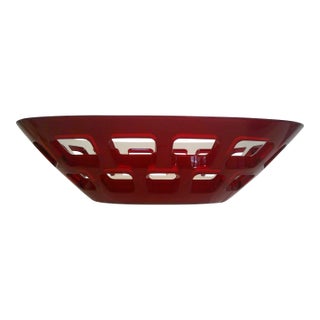 Vintage Guzzini Italian Two Layer Lucite MCM Red and White Bread/Fruit Basket For Sale