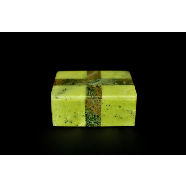 Green Serpentine Box Cross Band Italian Finely Made For Sale - Image 4 of 9