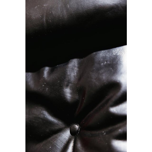 Animal Skin Set of Siesta Lounge Chair and Ottoman in Black Leather by Ingmar Relling for Westnofa, Norway, 1960s For Sale - Image 7 of 11